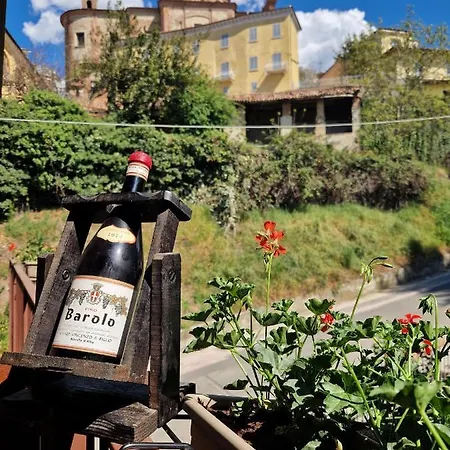 Apartamento Mister Barolo Langhe *